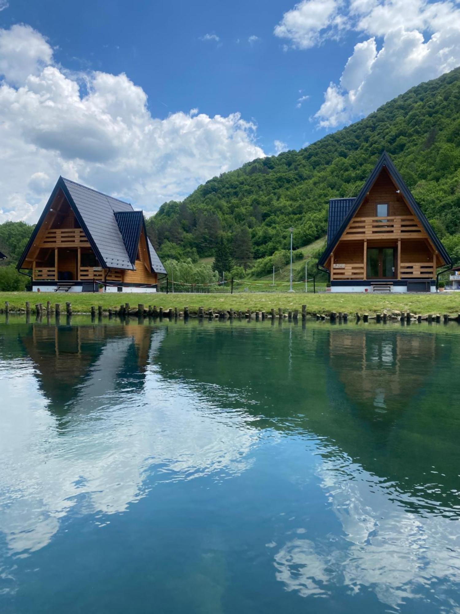 Jajce 2 * Jezero (Republika Srpska)